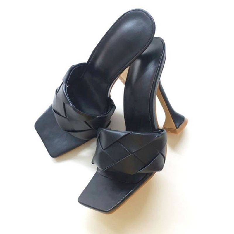 Toe Ring Slip-on Spool Heel Dámské Pantofle Tpr